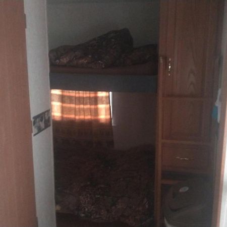Вілла Two Creeks Camp Атенс Екстер'єр фото
